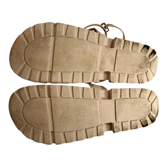 Yoki White Platform Ankle Strap Wrap Sliver Studded Women's Size 10 Sandals - Picture 7 of 7